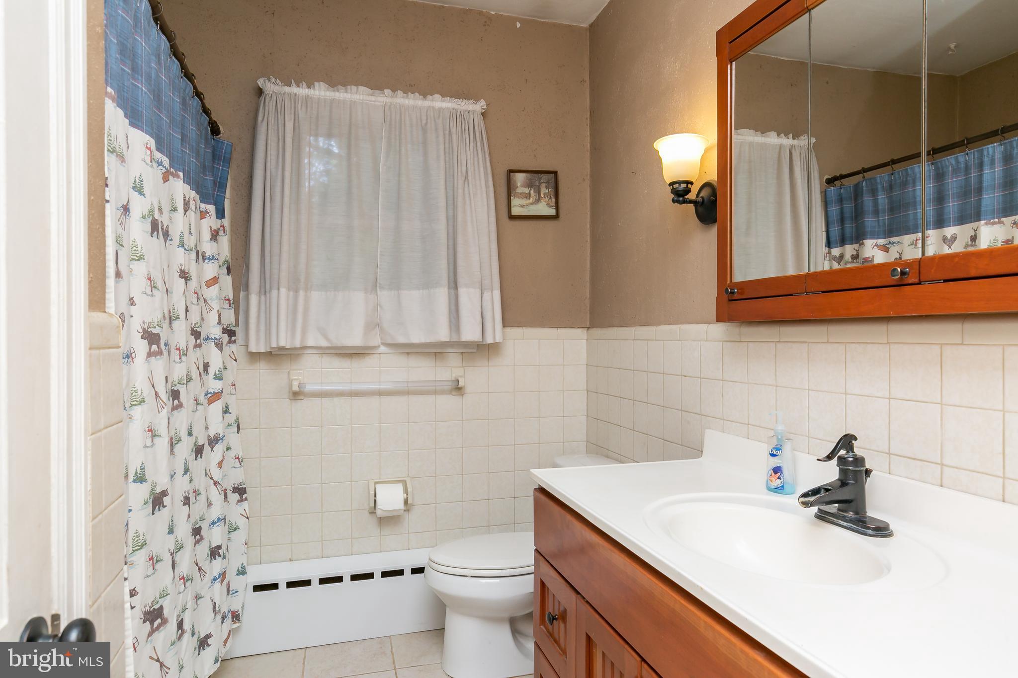 314 McKendimen Road Medford, NJ 08055 - Photo 20 of 30 Hall bath