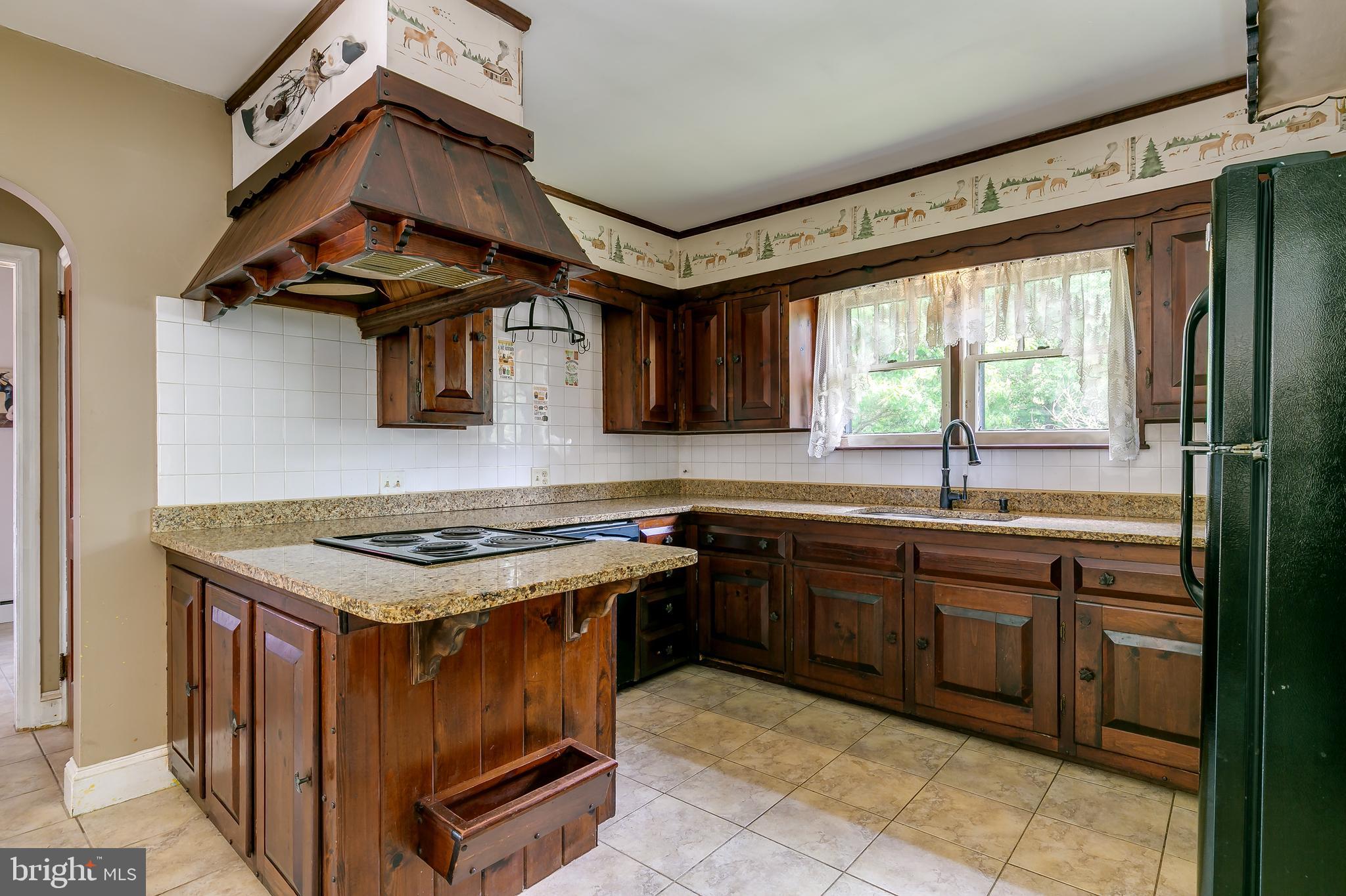 314 McKendimen Road Medford, NJ 08055 - Photo 8 of 30 kitchen w/ granite countertops