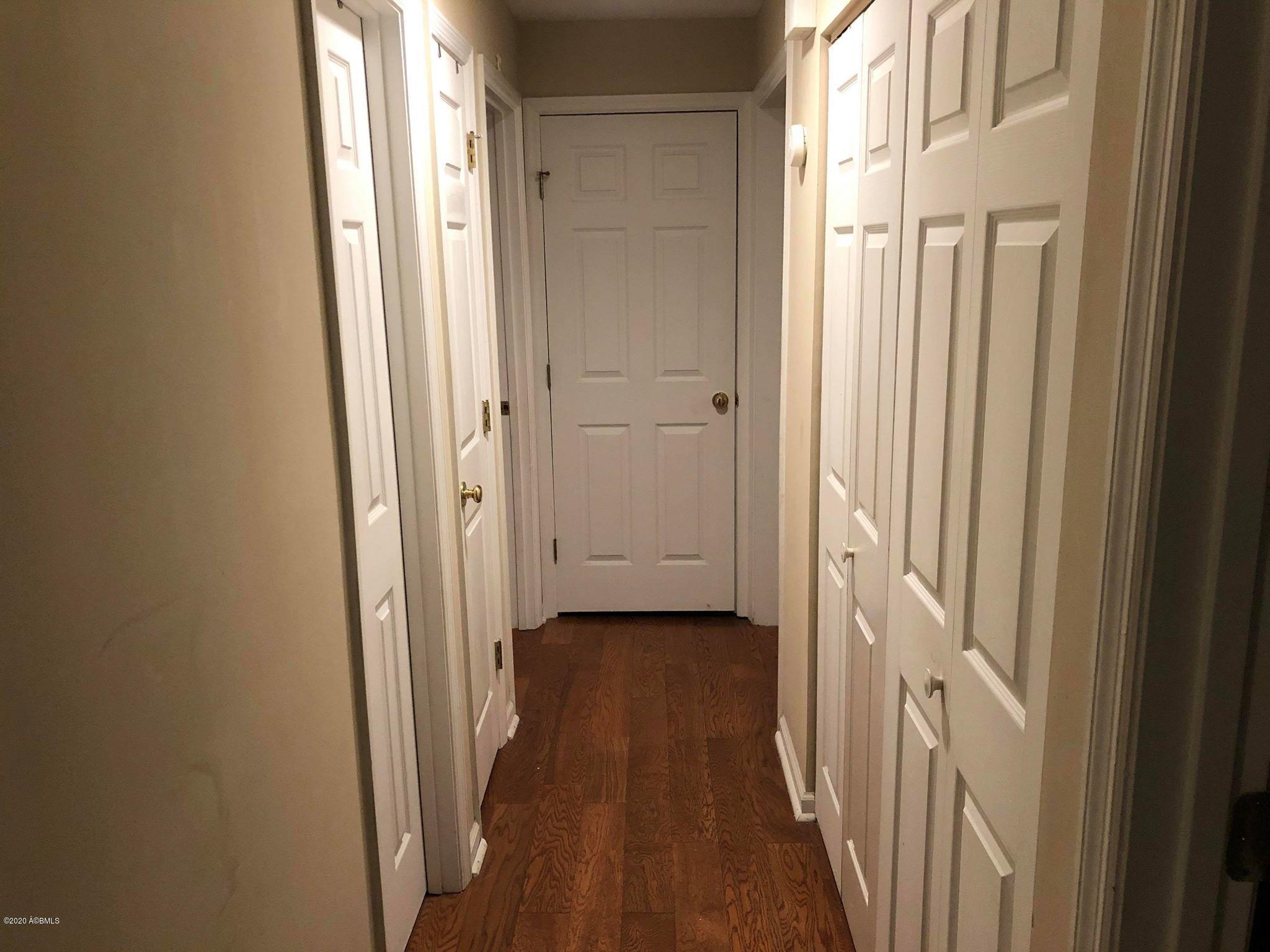 1023 Pine Martin Road Beaufort, SC 29902 - Photo 5 of 11 hallway