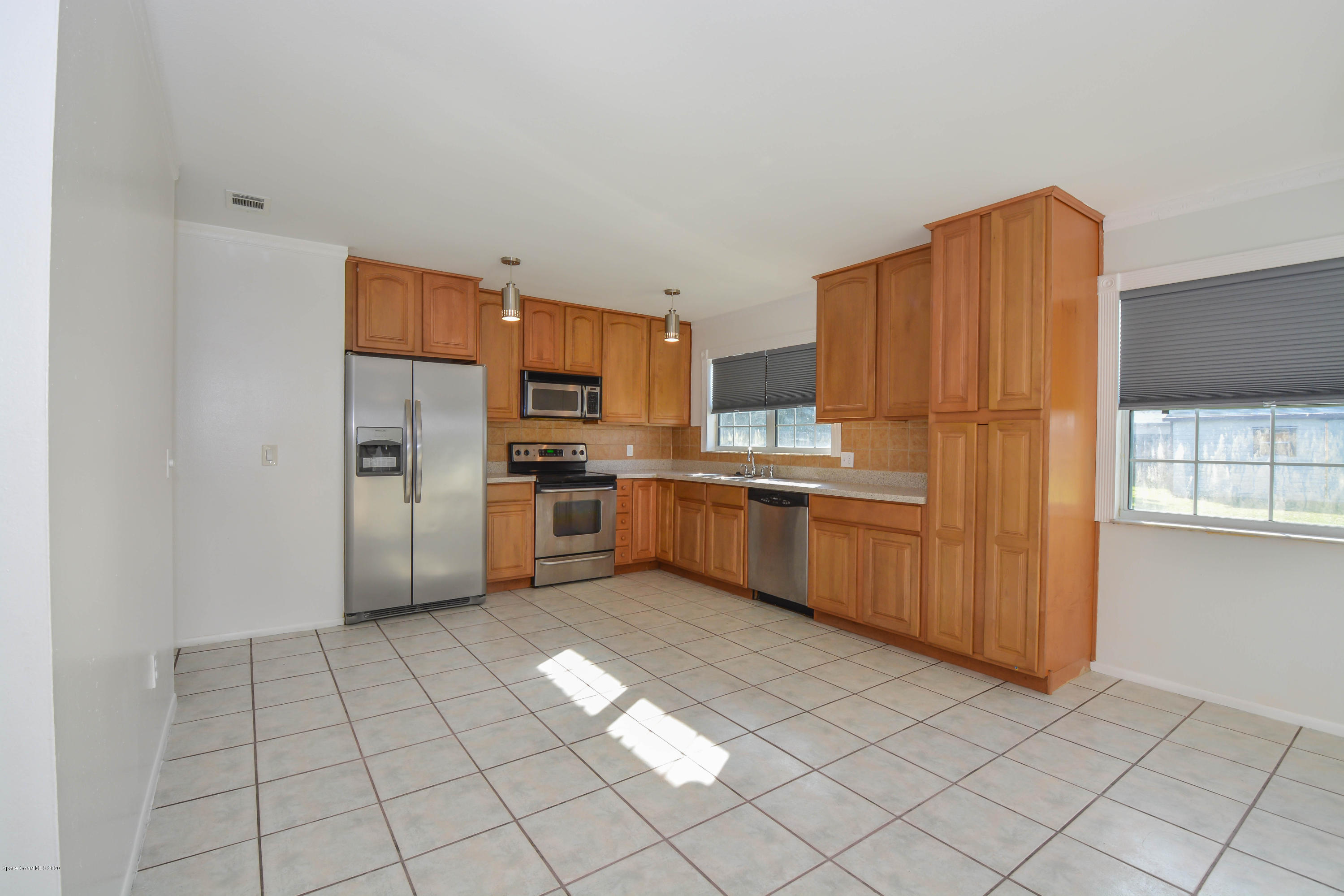 1290 Freil Road Northeast, Unit 4 Palm Bay, FL 32905 - Photo 18 of 52 DSC_1170