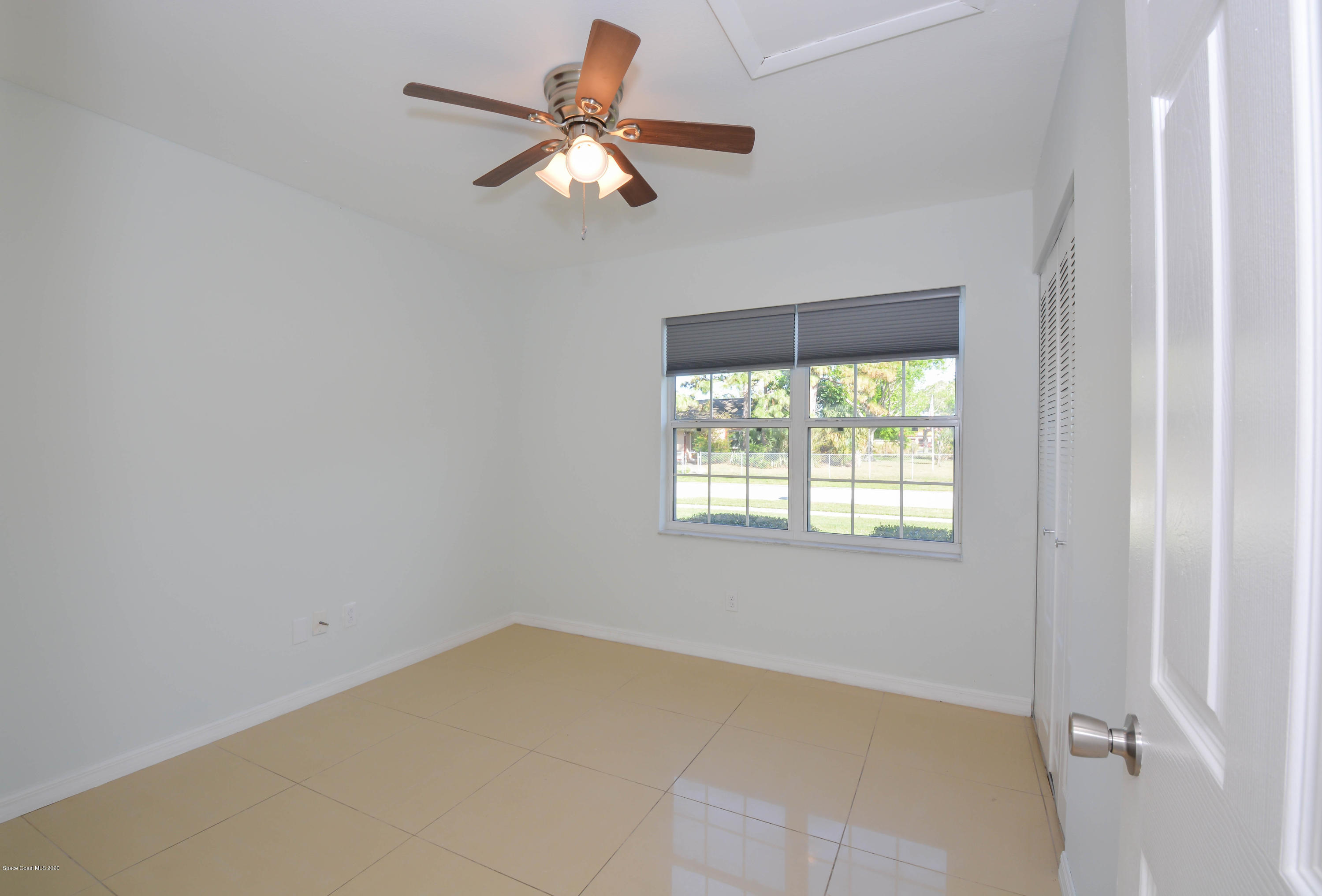1290 Freil Road Northeast, Unit 4 Palm Bay, FL 32905 - Photo 8 of 52 DSC_1154
