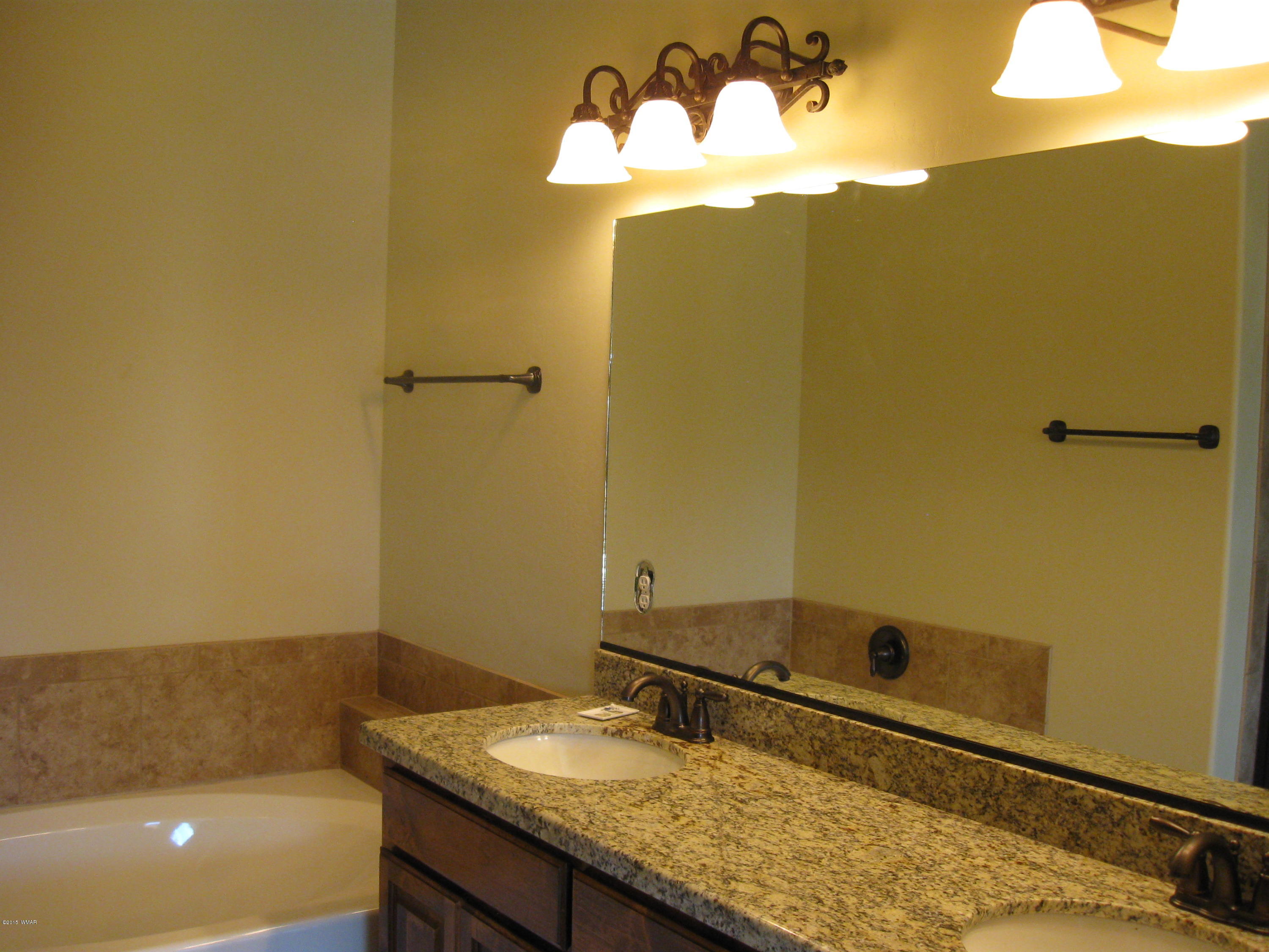 5301 Maverick Road Show Low, AZ 85901 - Photo 9 of 11