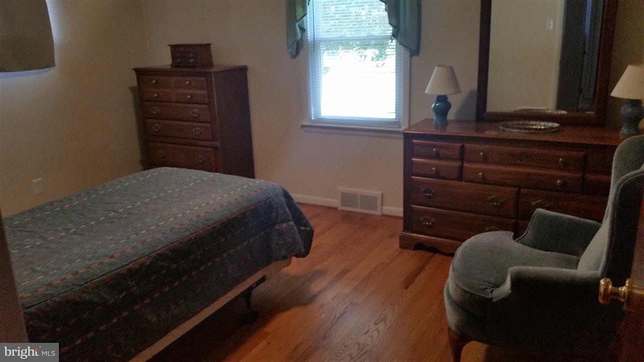 321 Peyton Road York, PA 17403 - Photo 9 of 30 Gallery Image 9