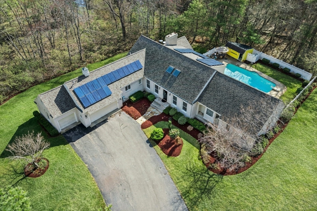 10 Cemetery Street Mendon, MA 01756 - Photo 2 of 37