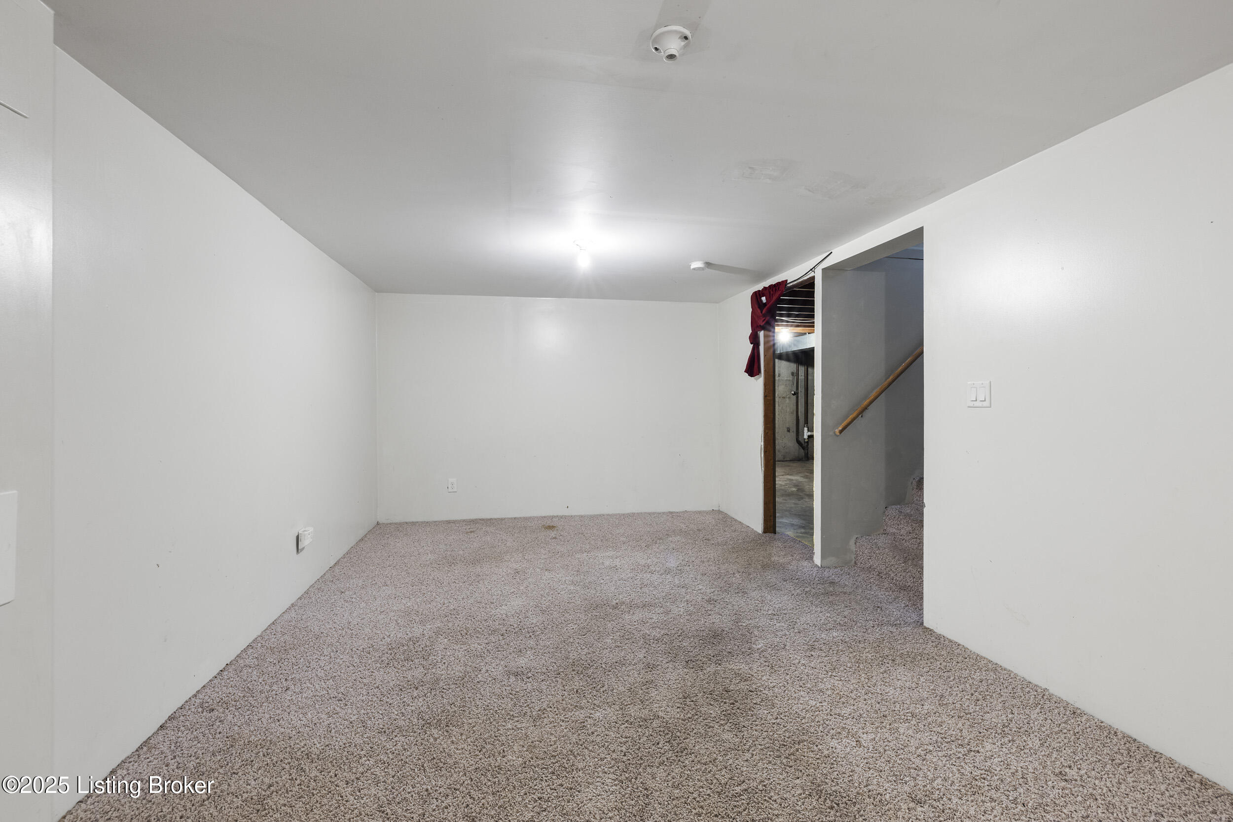 8816 Moody Road Louisville, KY 40219 - Photo 29 of 36 3U8A3667
