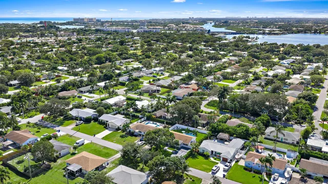 an aerial view of multiple house