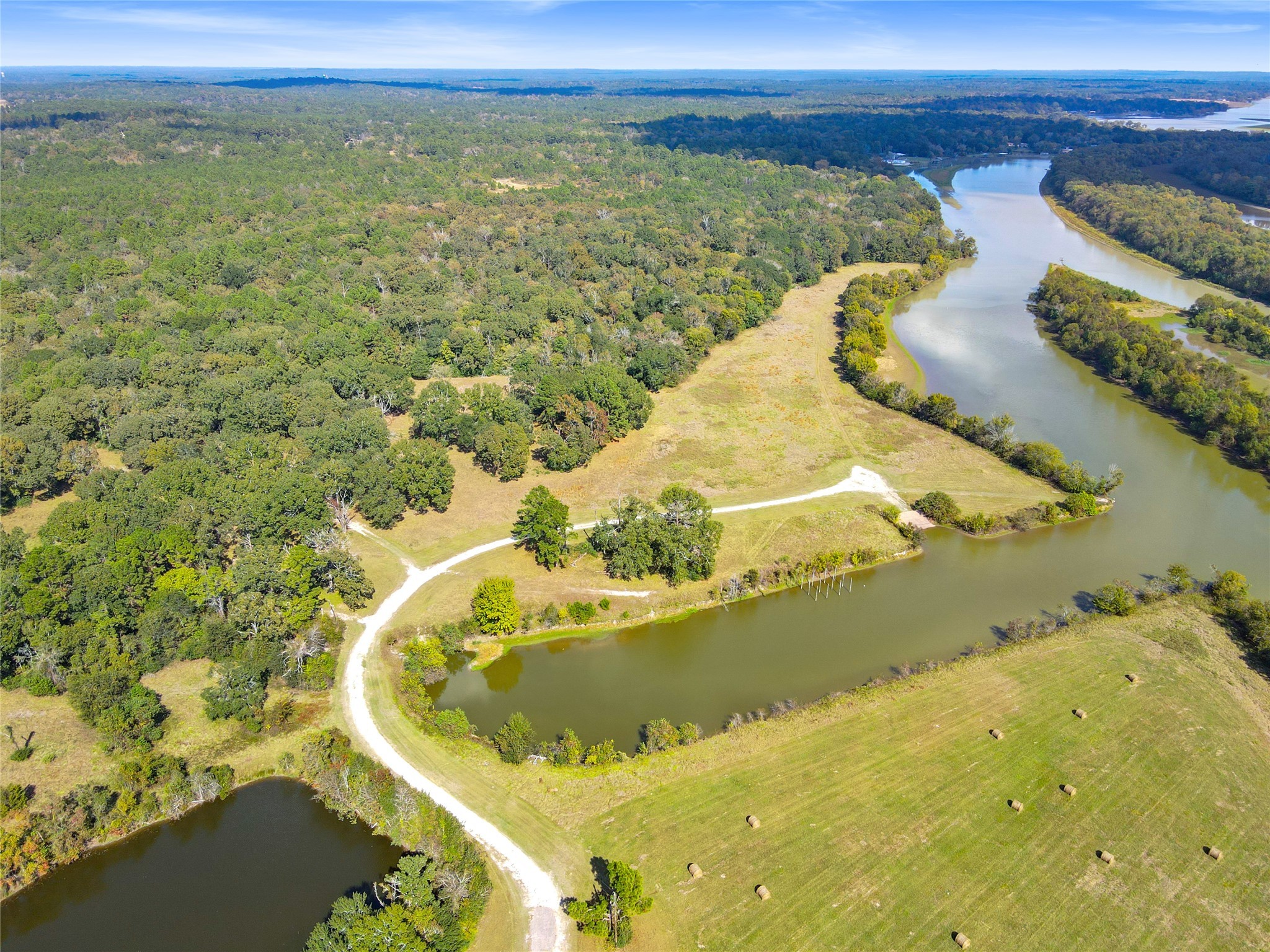 Lot 10 Lake Livingston Lane Trinity, TX 75862 - Photo 9 of 11 a view of an ocean
