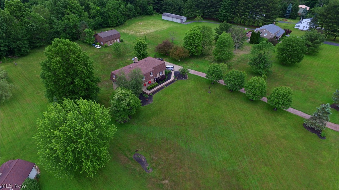 8000 Herbert Road Canfield, OH 44406 - Photo 3 of 35 Gallery Image 3