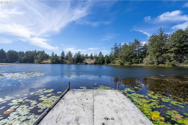 $500,000 | 51835 Laurel Lane, Bandon, OR 97411
