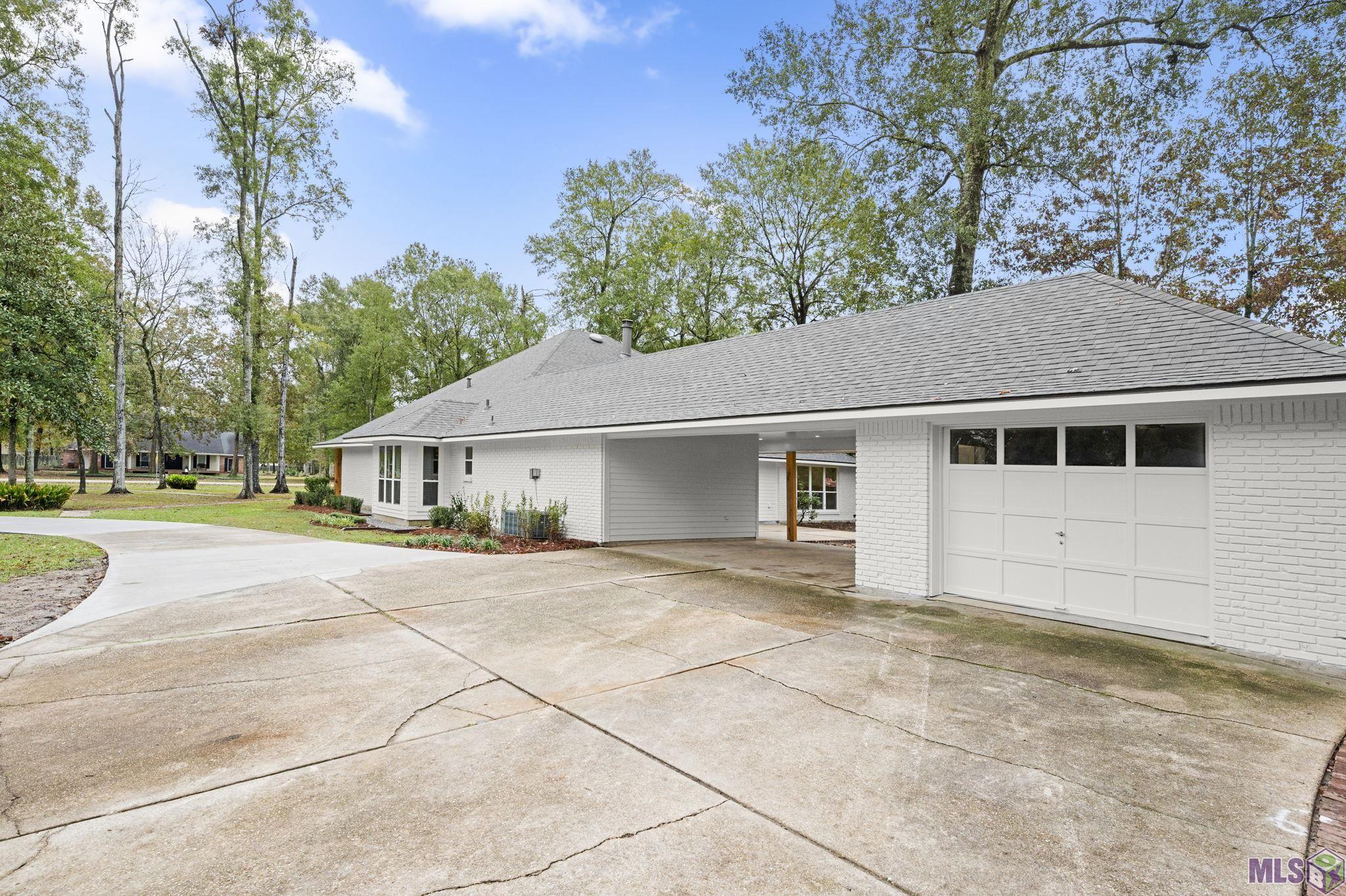 5912 Harness Road St. George, LA 70817 - Photo 4 of 32