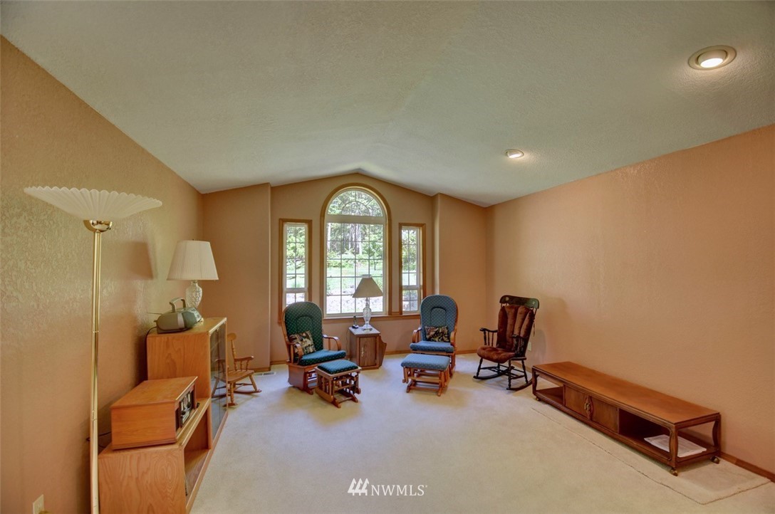 4726 Shellridge Road Northwest Olympia, WA 98502 - Photo 3 of 30 Gallery Image 3