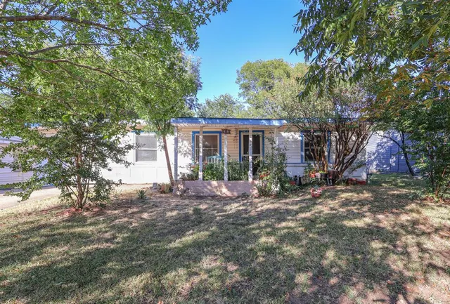 $250,000 | 605 Biggs Terrace, Arlington, TX 76010