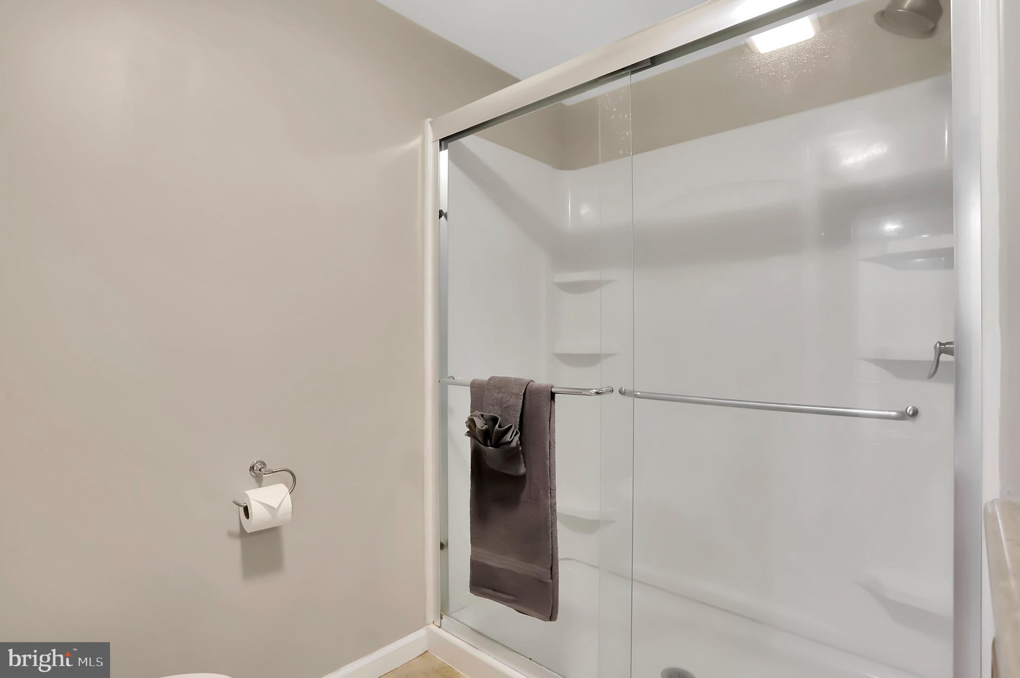 1954 Taneytown Road Gettysburg, PA 17325 - Photo 21 of 29 Full Bathroom