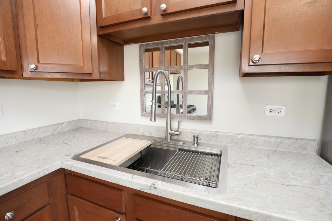 17306 Peach Grove Lane Hazel Crest, IL 60429 - Photo 3 of 9