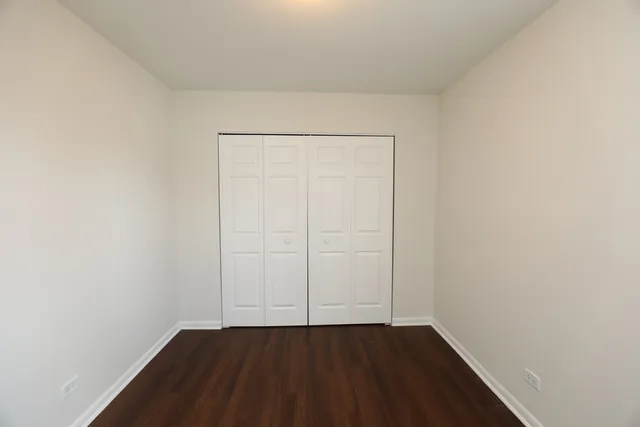 $2,700 | 17306 Peach Grove Lane, Hazel Crest, IL 60429