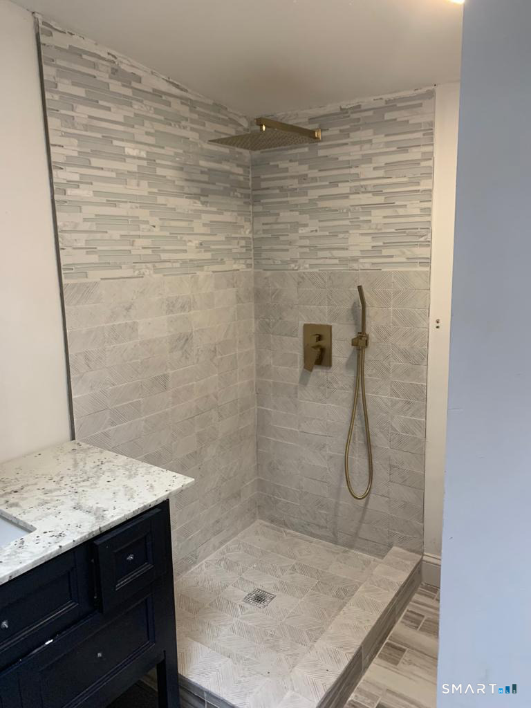 24 North Calvin Road Weston, CT 06883 - Photo 11 of 17