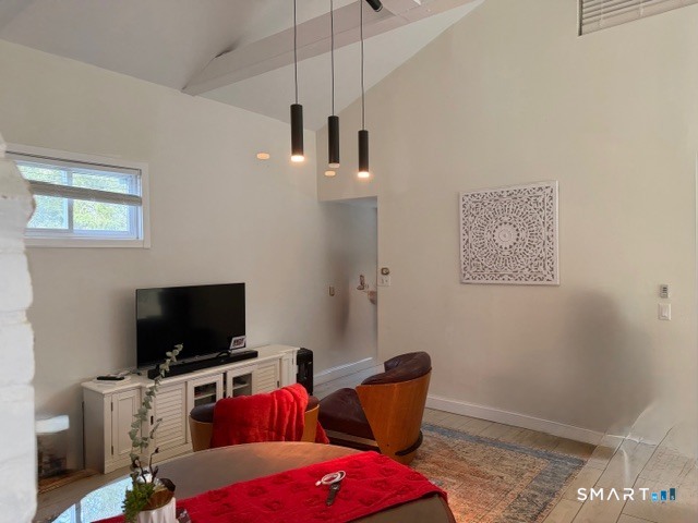 24 North Calvin Road Weston, CT 06883 - Photo 13 of 17