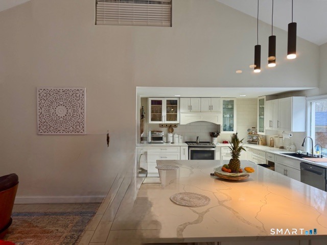 24 North Calvin Road Weston, CT 06883 - Photo 5 of 17