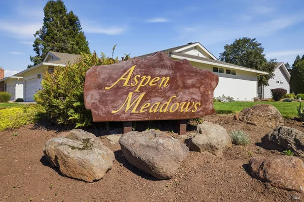 $535,000 | 43 Aspen Meadows Circle, Santa Rosa, CA 95409
