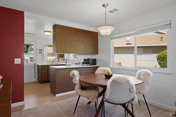 $535,000 | 43 Aspen Meadows Circle, Santa Rosa, CA 95409