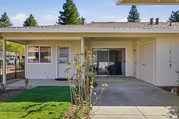 $535,000 | 43 Aspen Meadows Circle, Santa Rosa, CA 95409