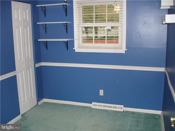 324 East Mill Road Maple Shade, NJ 08052 - Photo 11 of 25 Bedroom 3