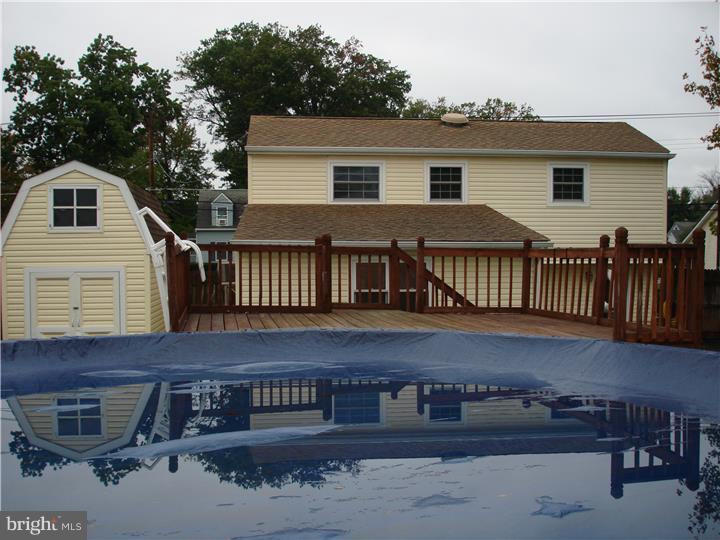 324 East Mill Road Maple Shade, NJ 08052 - Photo 21 of 25 Exterior Back