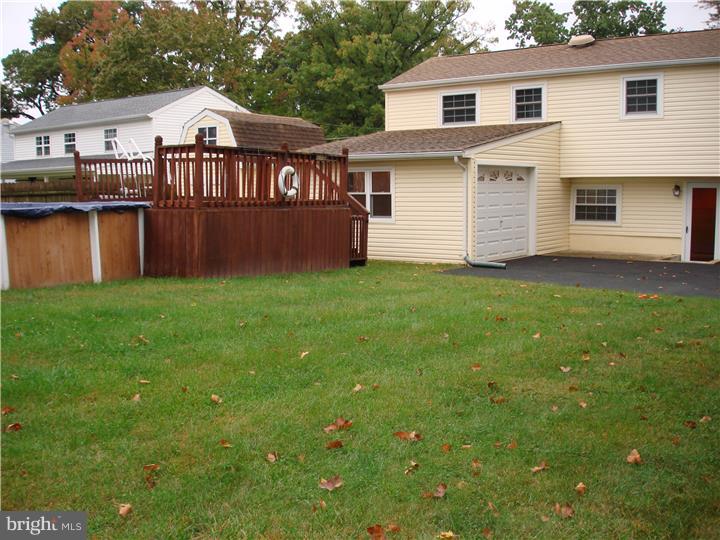 324 East Mill Road Maple Shade, NJ 08052 - Photo 23 of 25 Back Yard
