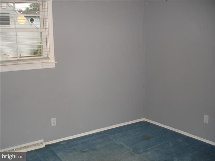 324 East Mill Road Maple Shade, NJ 08052 - Photo 10 of 25 Bedroom 2