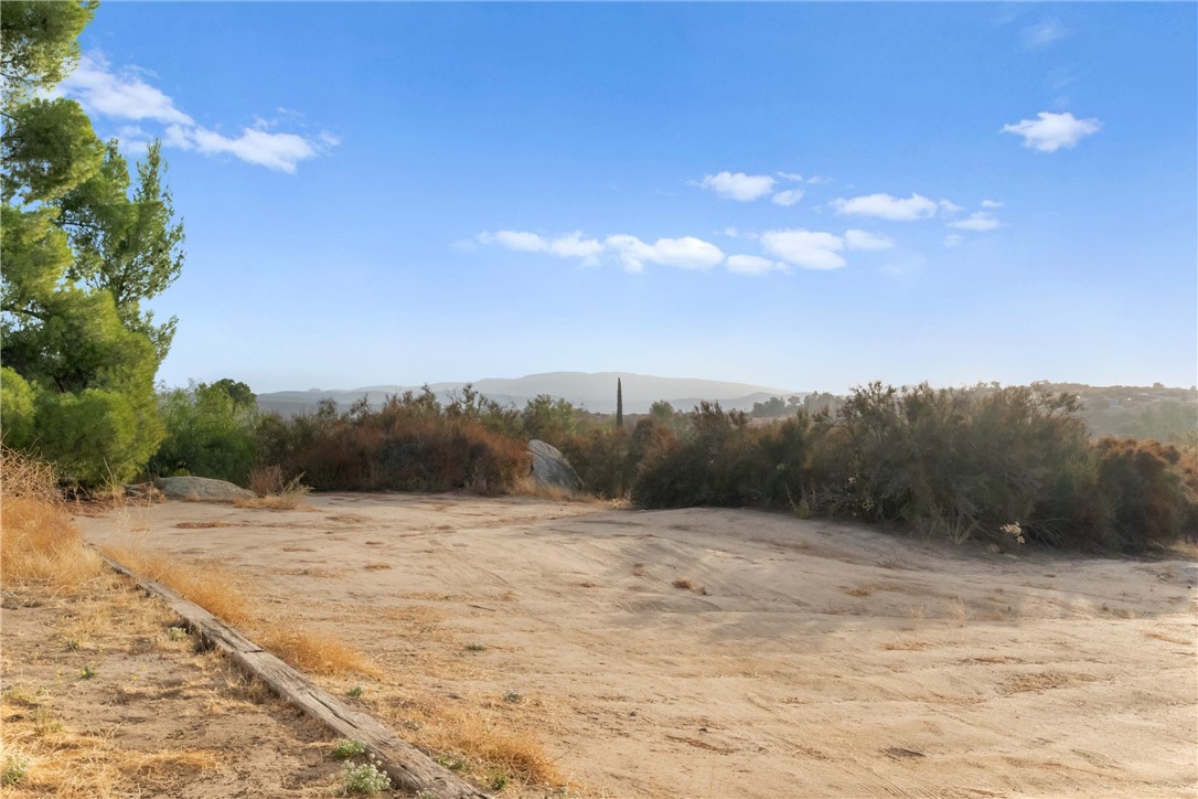 44155 Norma Lane Hemet, CA 92544 - Photo 20 of 49