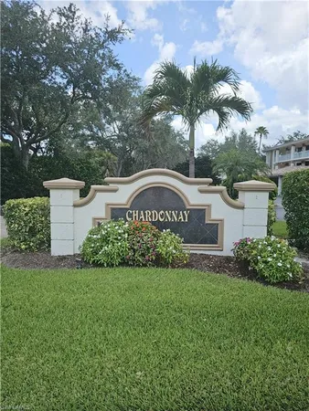$249,900 | 6025 Chardonnay Lane, Unit 102, Naples, FL 34119