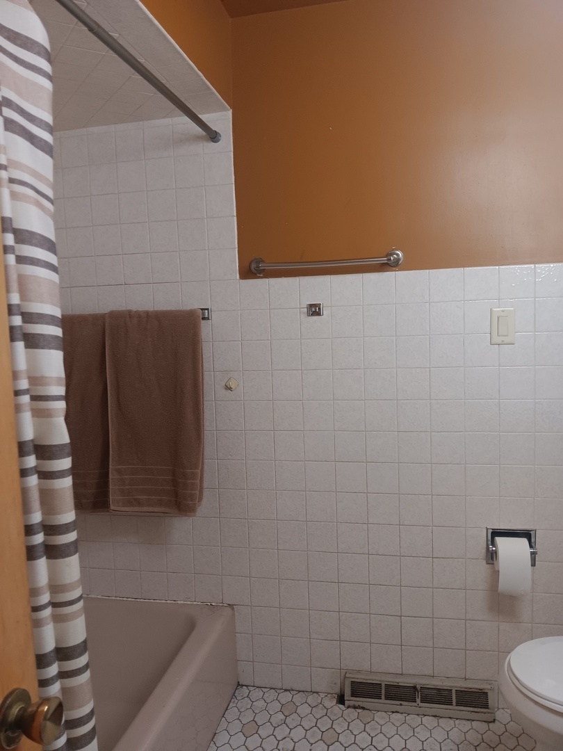 3514 170th Place Lansing, IL 60438 - Photo 10 of 21