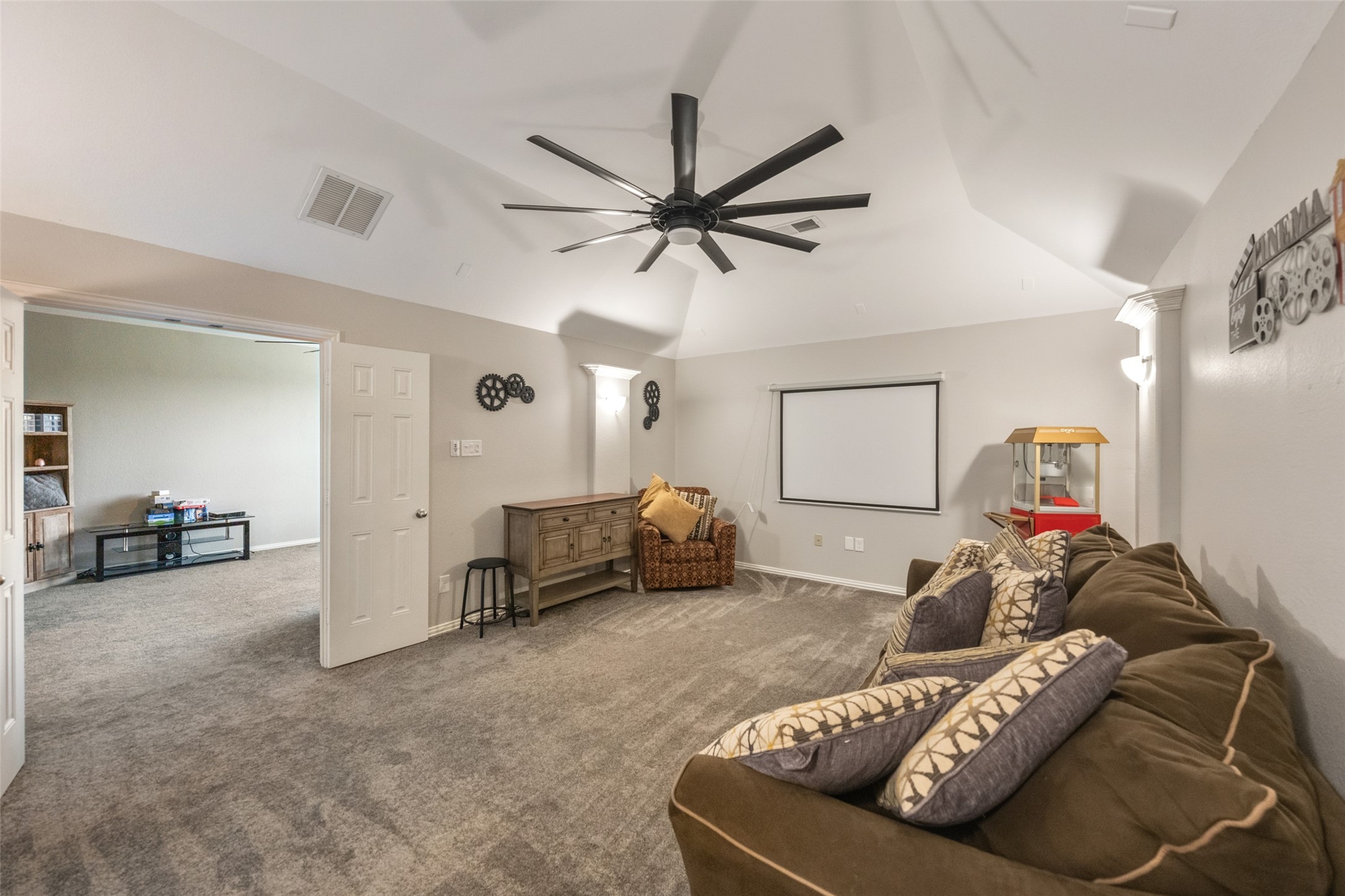 8109 Threadtail Street Conroe, TX 77385 - Photo 20 of 33