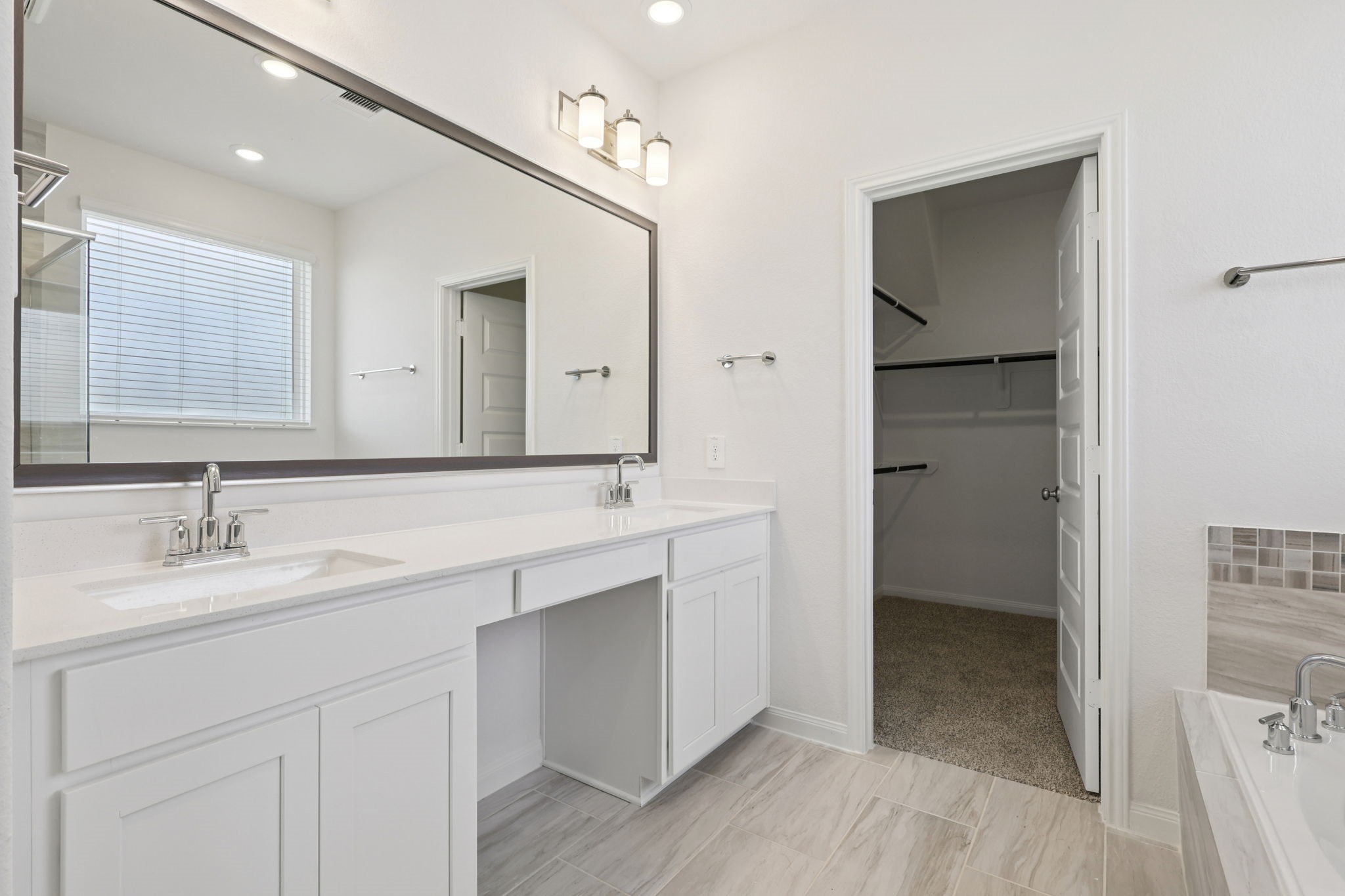 715 Topwater Trail Kemah, TX 77565 - Photo 15 of 34