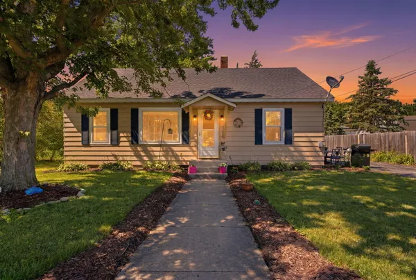 $189,900 | 110 West Grove Street, Wheatfield, IN 46392