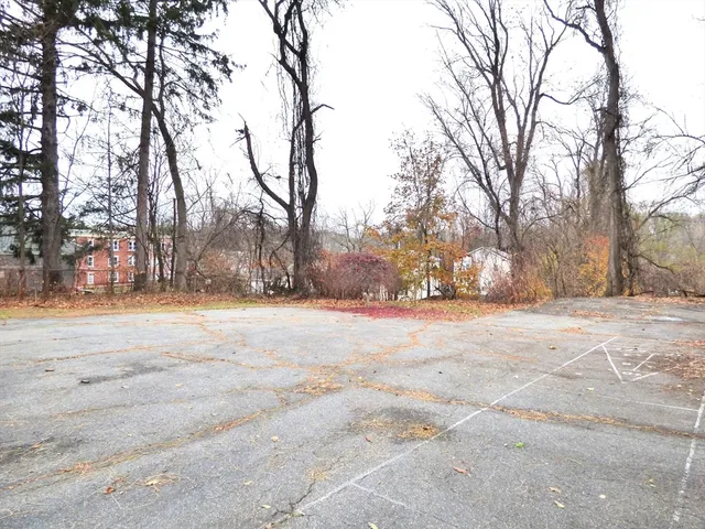 $299,900 | 298 Main Street, Springfield, MA 01151