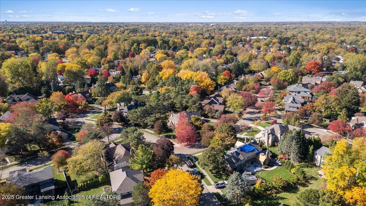 1351 Foxcroft Road East Lansing, MI 48823 - Photo 72 of 75 15-Media Jett - 09