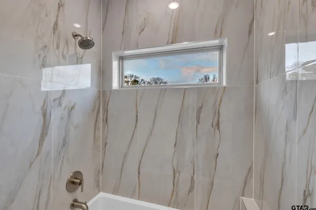 $600,800 | 16927 Sawyer Way, Lindale, TX 75771