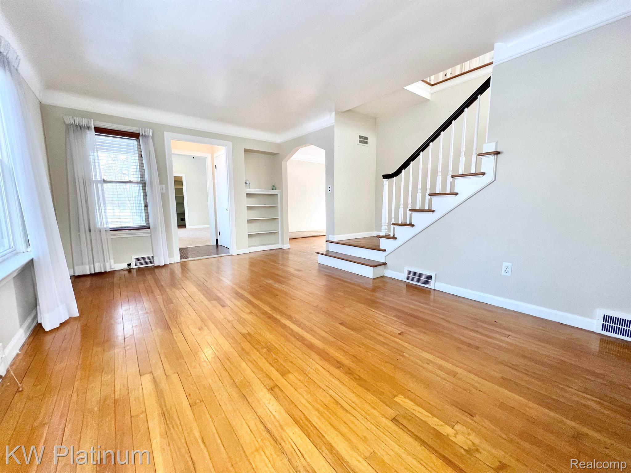 6883 South River Road Marine City, MI 48039 - Photo 8 of 40 Gallery Image 8