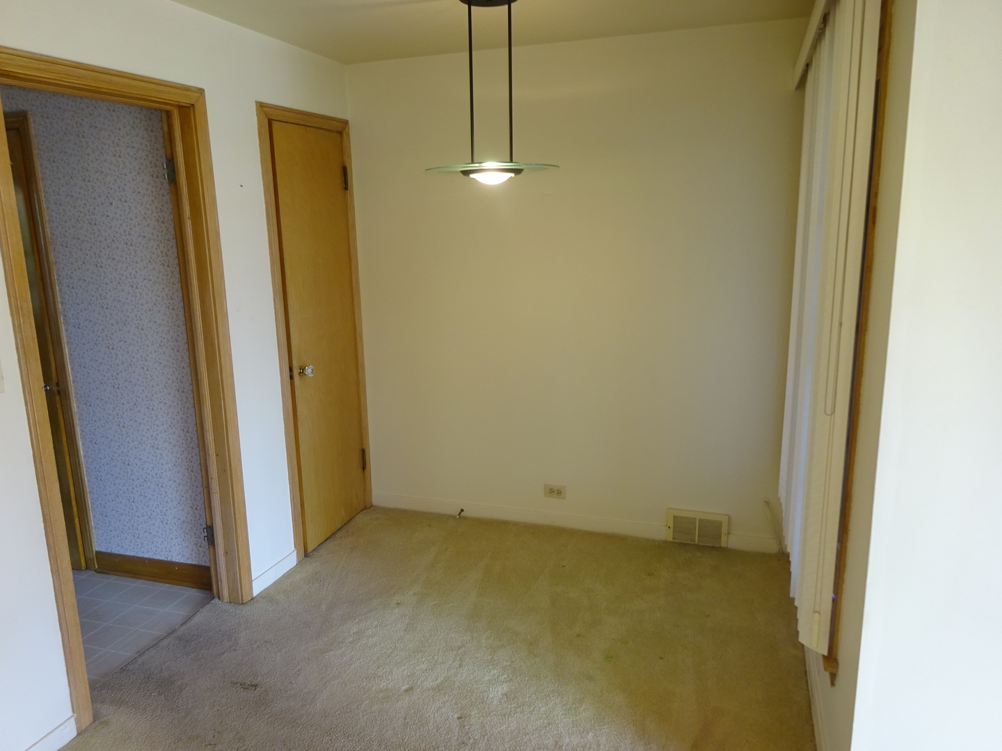812 Seeley Avenue Park Ridge, IL 60068 - Photo 6 of 24 Gallery Image 6