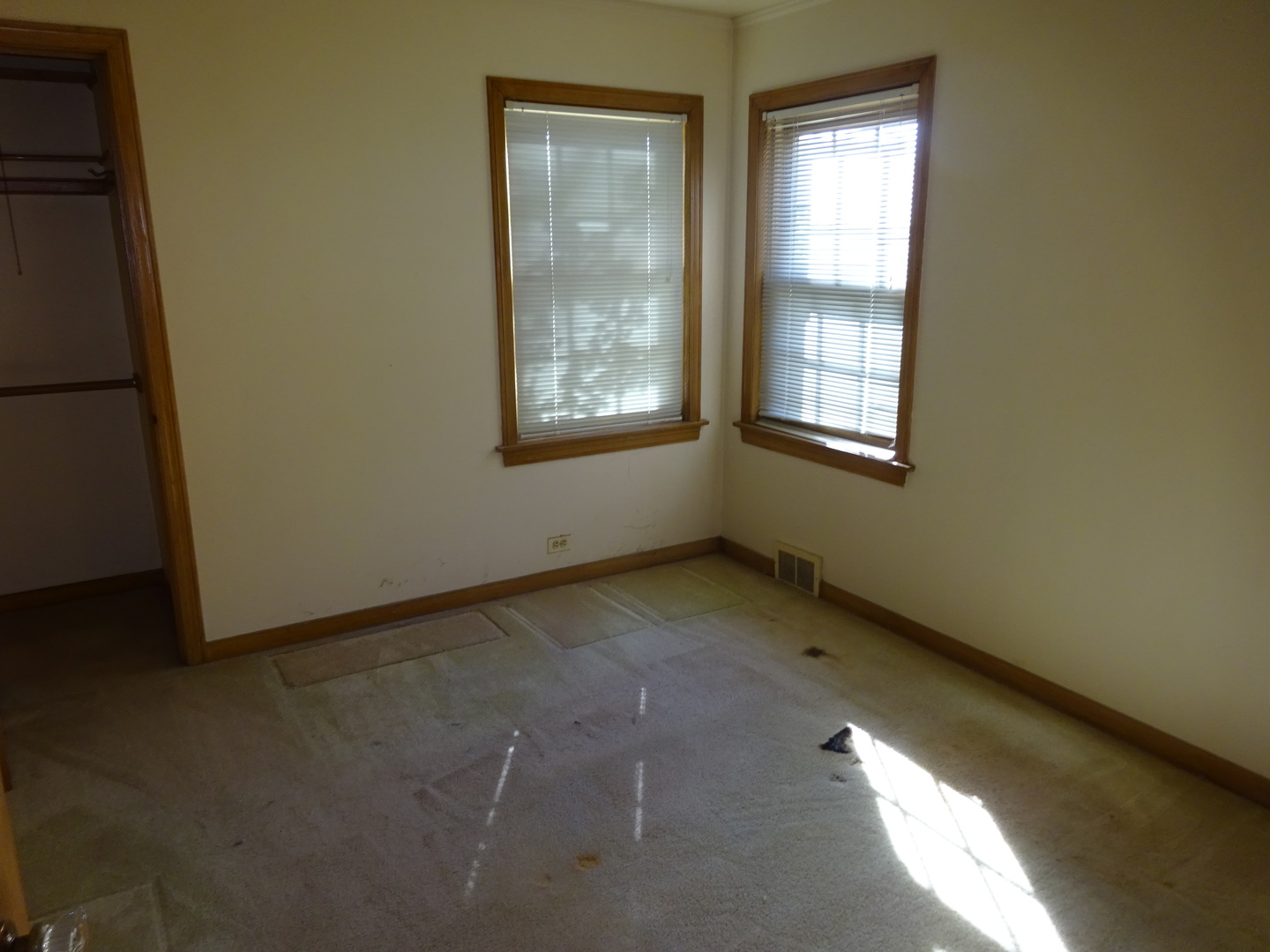 812 Seeley Avenue Park Ridge, IL 60068 - Photo 9 of 24 Gallery Image 9