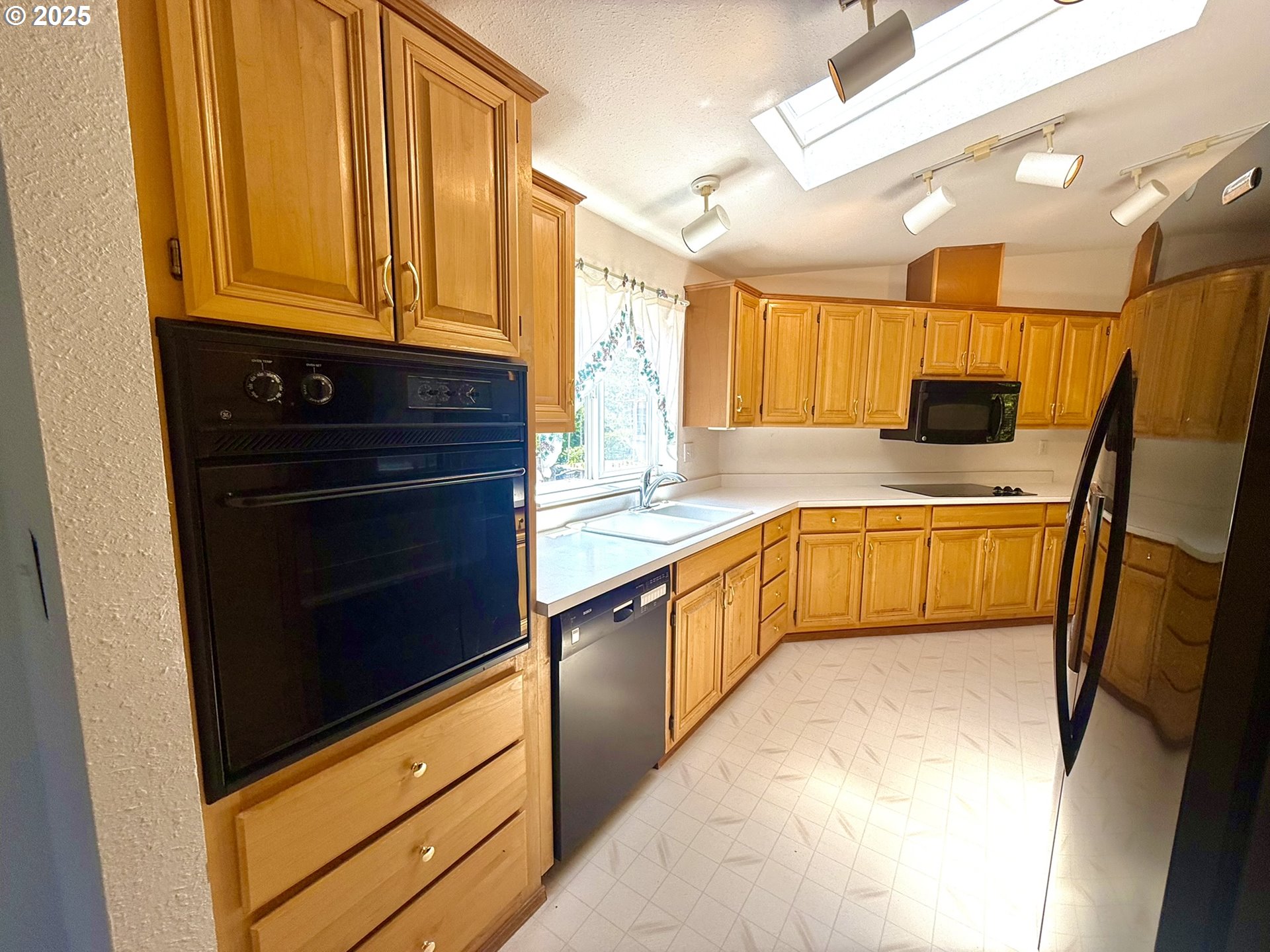 507 Robin Lane Florence, OR 97439 - Photo 15 of 33