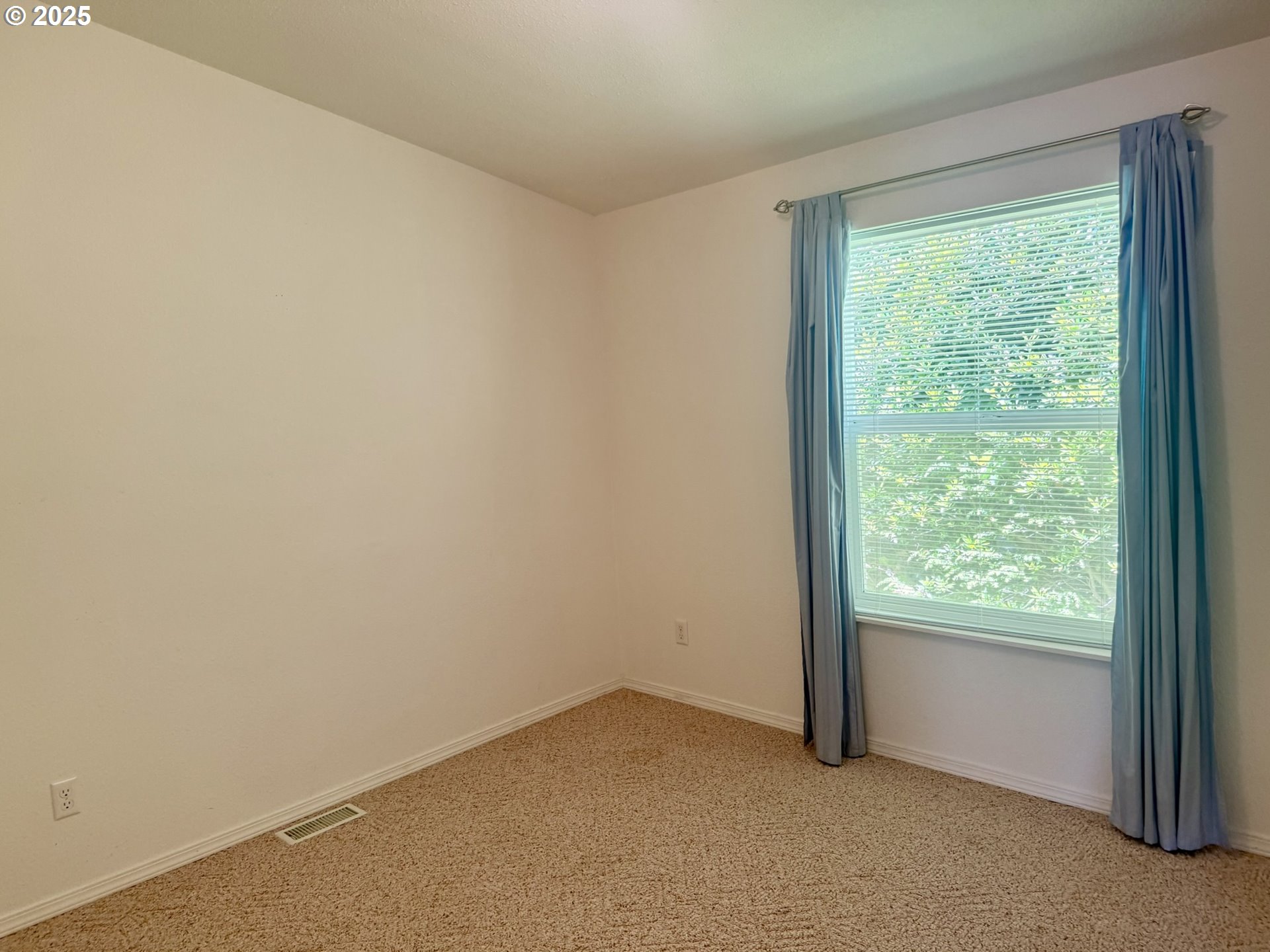 507 Robin Lane Florence, OR 97439 - Photo 24 of 33