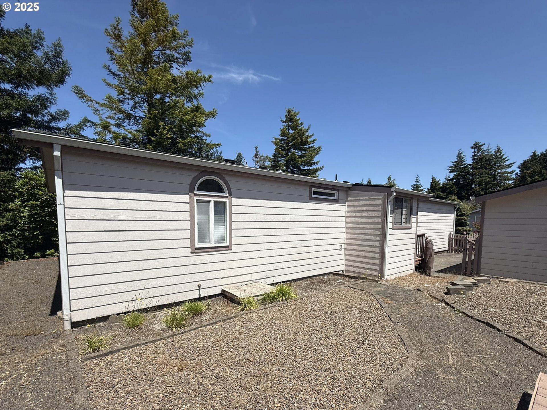 507 Robin Lane Florence, OR 97439 - Photo 28 of 33