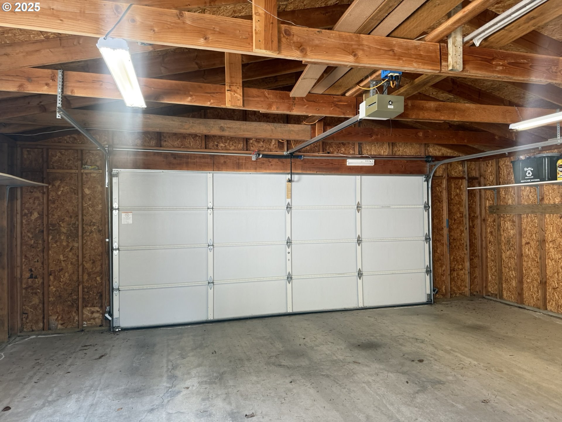 507 Robin Lane Florence, OR 97439 - Photo 30 of 33