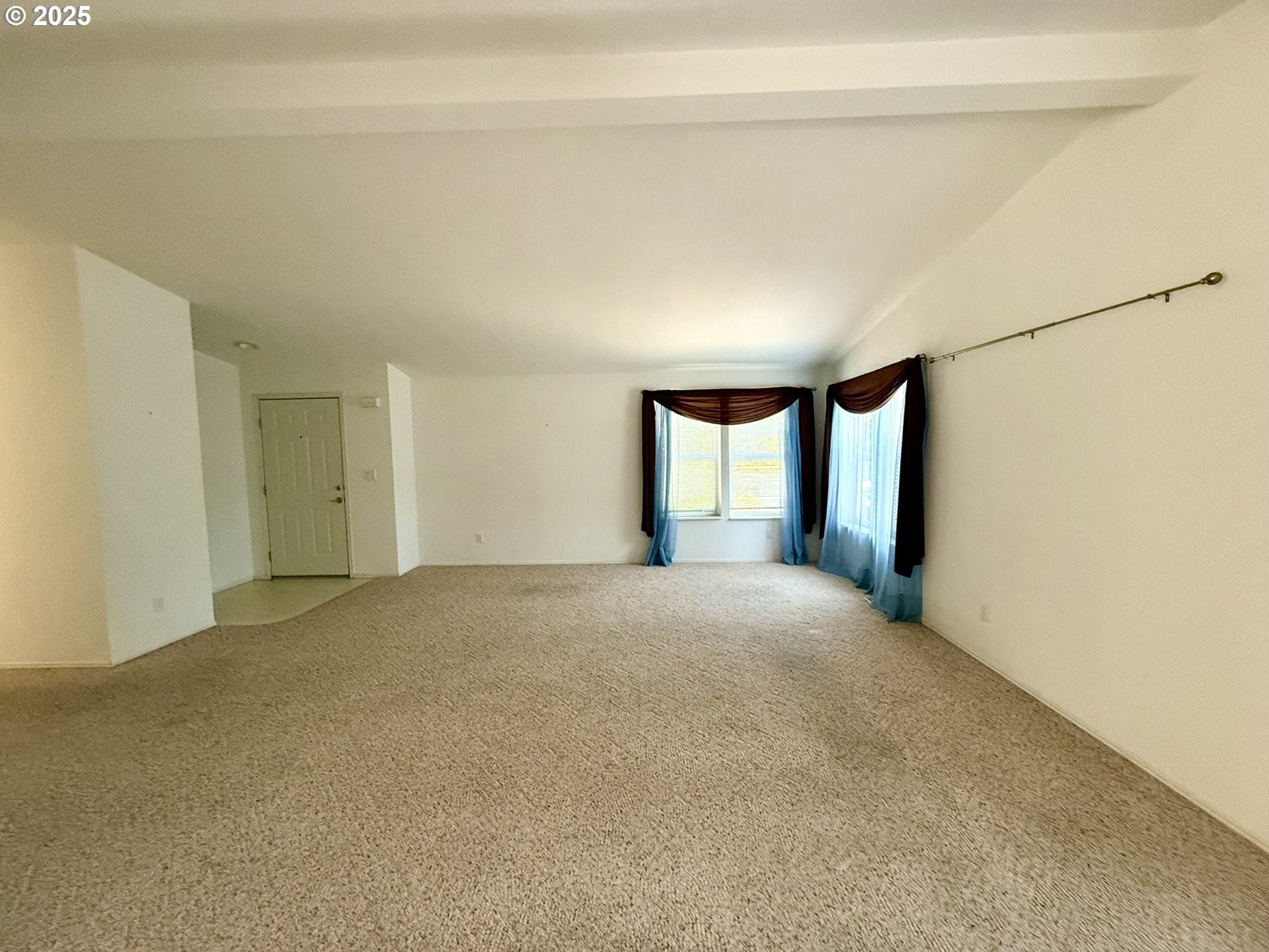 507 Robin Lane Florence, OR 97439 - Photo 6 of 33