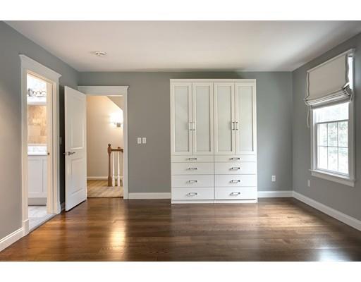 22 Beresford Road Brookline, MA 02467 - Photo 14 of 17