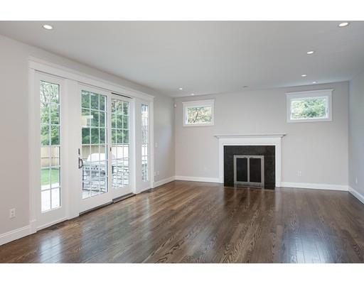 22 Beresford Road Brookline, MA 02467 - Photo 10 of 17