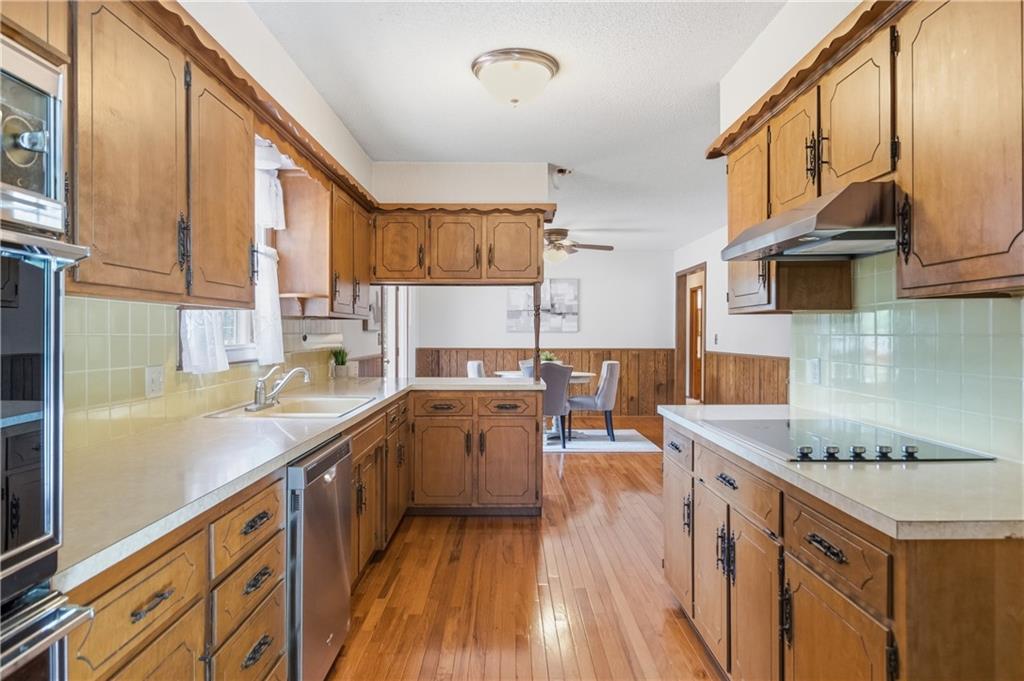 402 South Harrison Street Spring Hill, KS 66083 - Photo 16 of 40