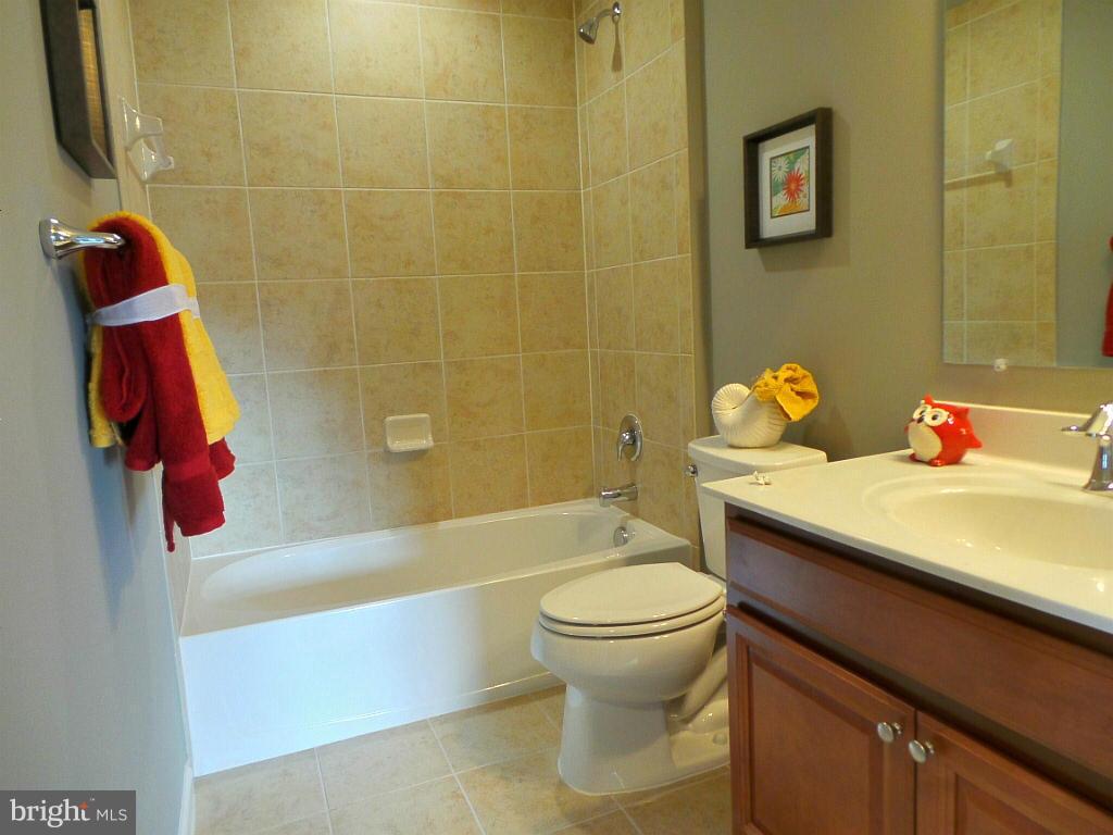 7960 Blue Stream Drive Elkridge, MD 21075 - Photo 21 of 23 Bath